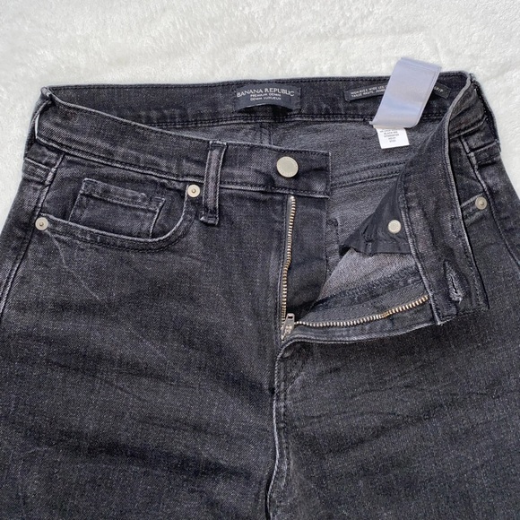 Banana Republic Premium Petite Cropped Jeans - Picture 3 of 9